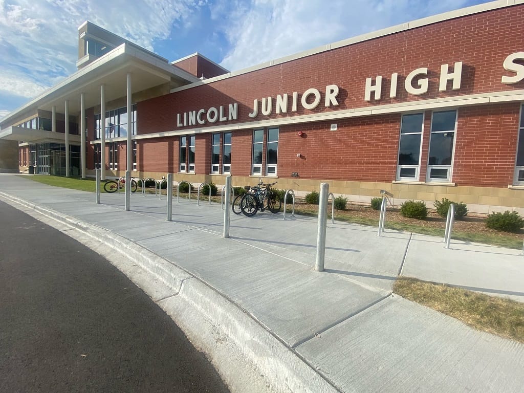 Exterior of Lincoln Junior High School in Naperville, Illinois