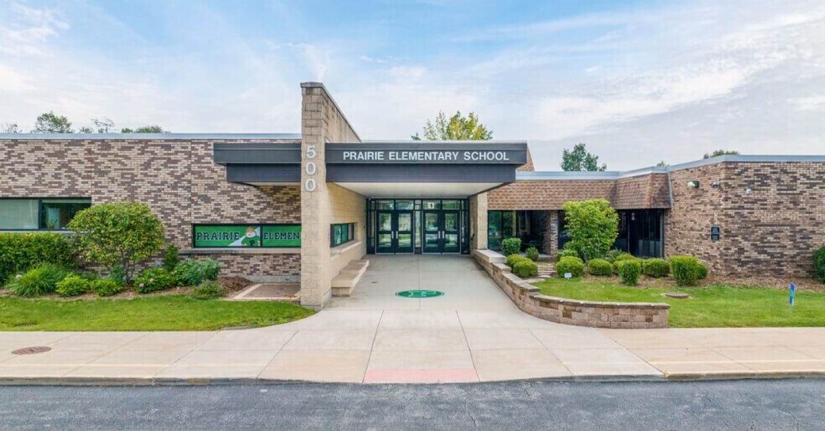 Exterior of Prairie Elementary School in Naperville, IL, located on South Charles Avenue.