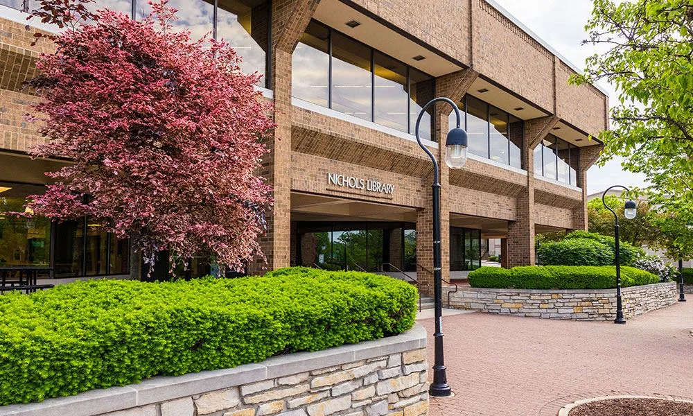 Nichols Library Naperville: Hours, Events & Services