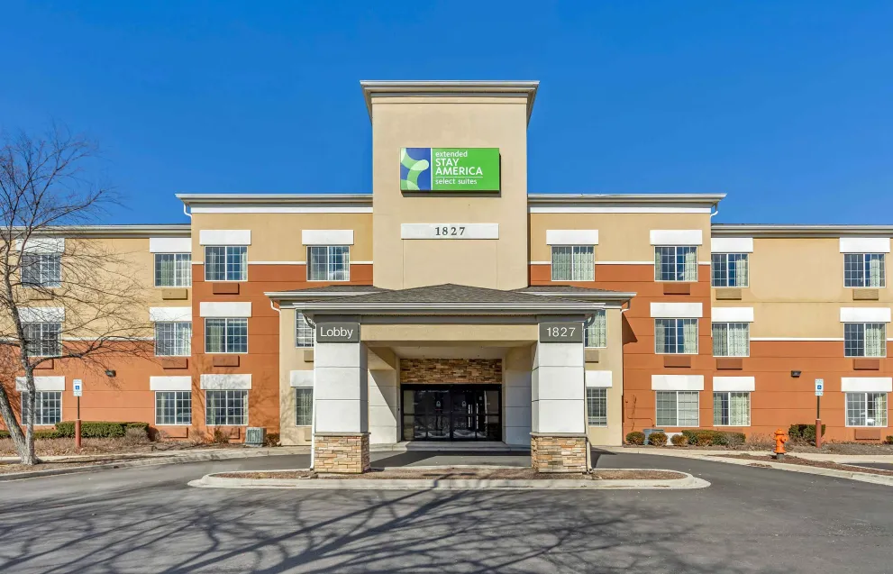 Extended Stay America East hotel entrance in Naperville, Illinois
