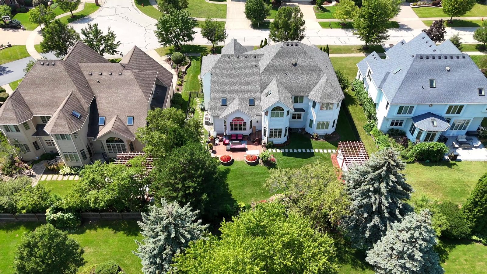 Featured image for “Buying a Foreclosure or Short Sale in Naperville: How Each One Works”