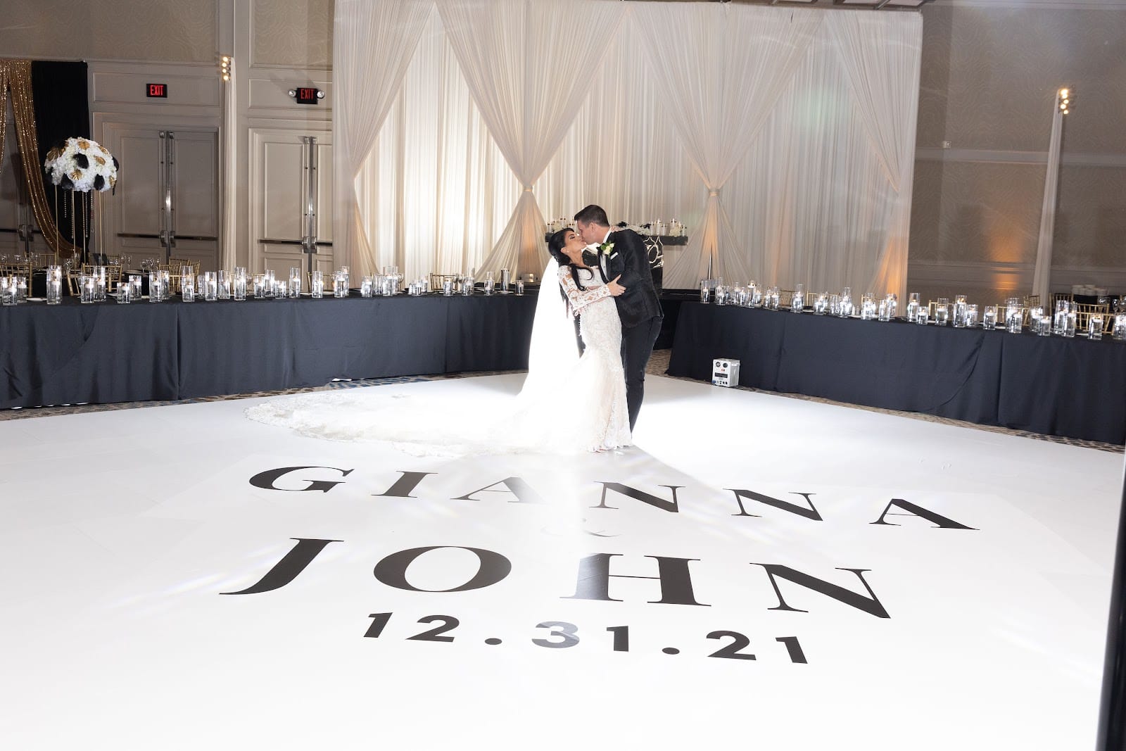 Satin Chair Event Decor & Rental in Naperville - signature dining scene