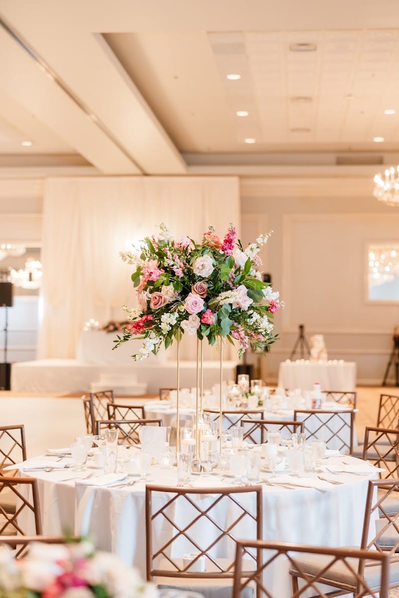 Satin Chair Event Decor & Rental in Naperville - signature dining scene