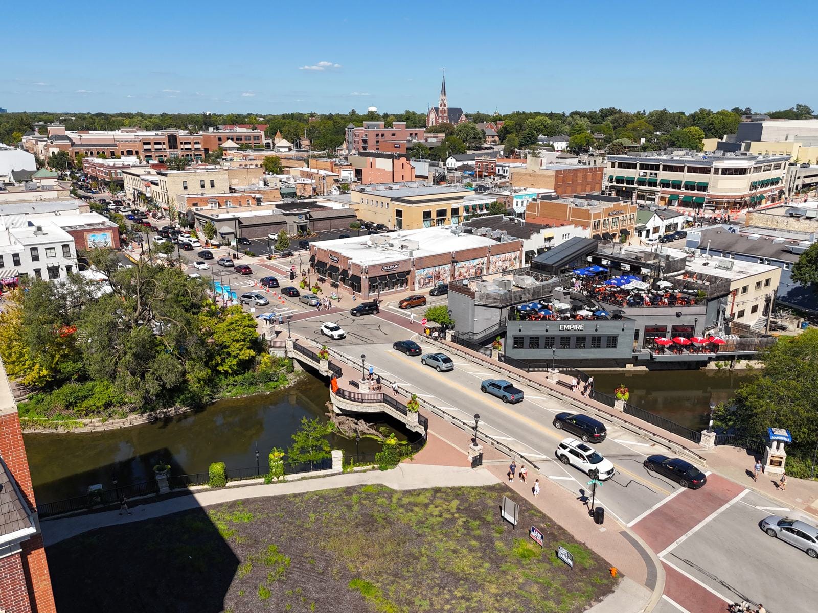 Featured image for “Downtown Naperville: A First-Visit Guide”