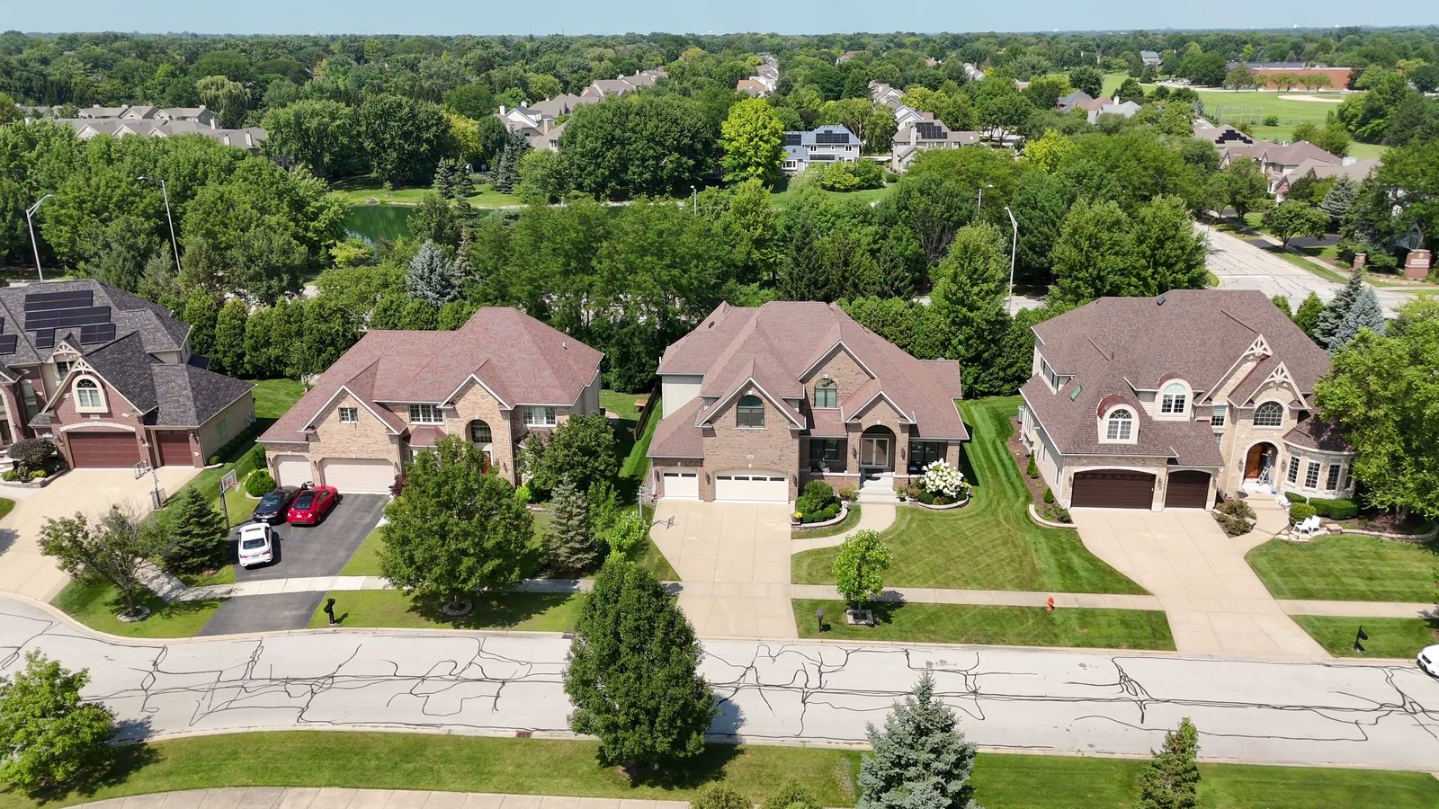 Featured image for “How Many Homes Are in the Ashbury Subdivision in Naperville?”