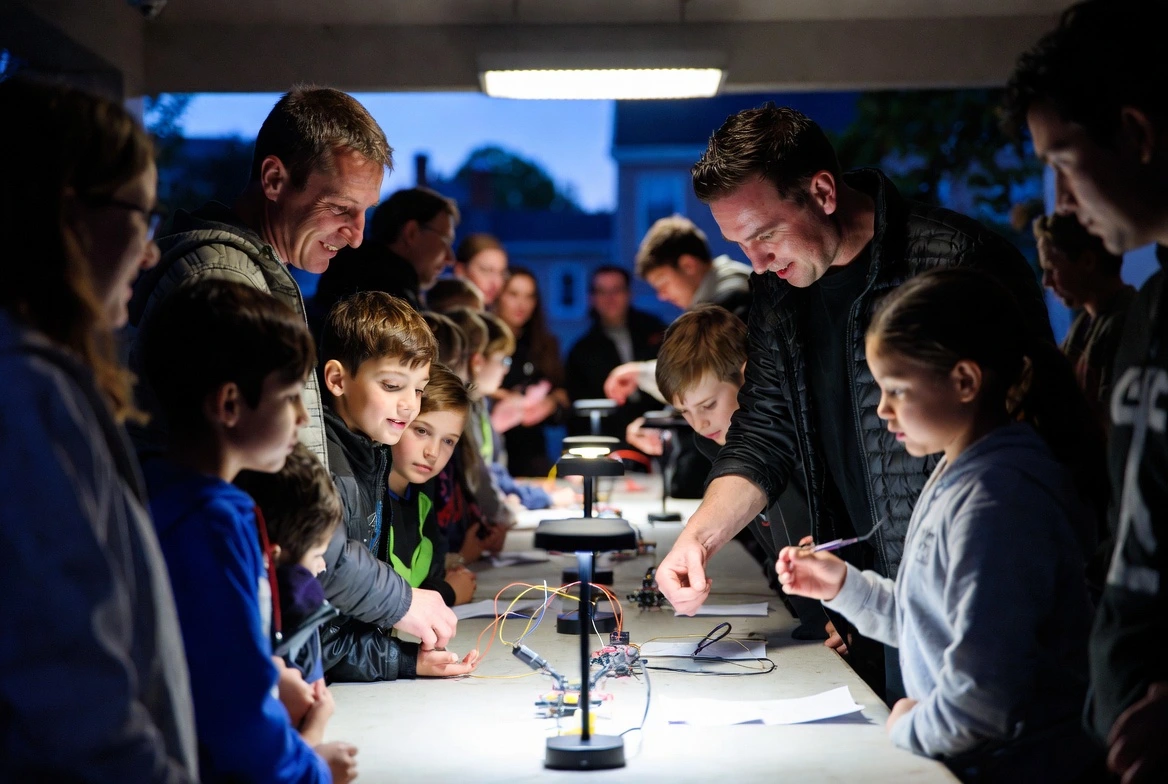 Naper Settlement Family STEM Night: Young Makers & 250 Years of Invention
