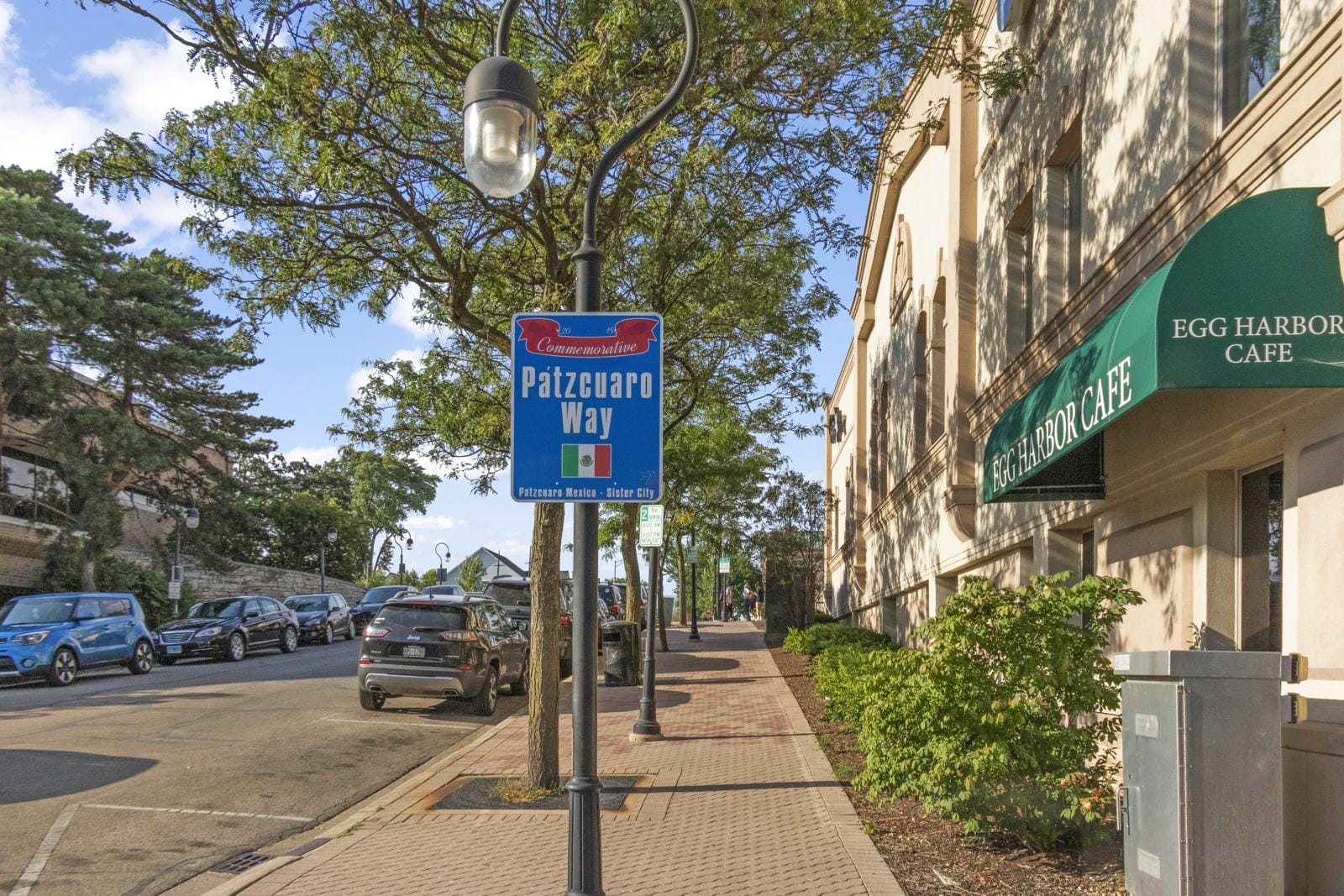 Featured image for “Naperville Breakfast and Brunch: How to Choose a Spot”