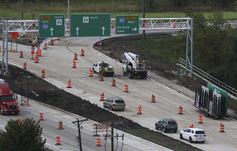 Route 59 and I-88 interchange roadway in Naperville, Illinois