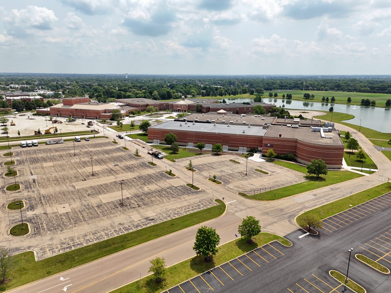Naperville School District 203 vs 204: A Home Buyer's Guide (2026) 3 Neuqua Valley High School in Indian Prairie School District 204, Naperville