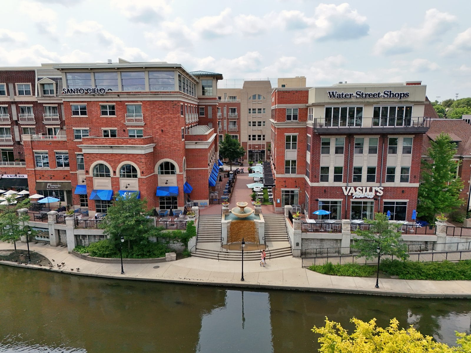 Realtor commission in Illinois 2026, downtown Naperville shops along the Riverwalk